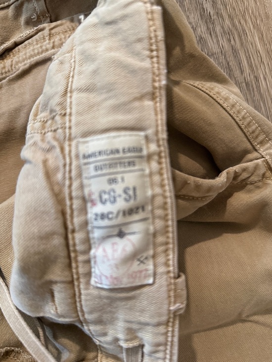 American Eagle Shorts khaki raw hem shorts size 38 - Picture 9 of 11